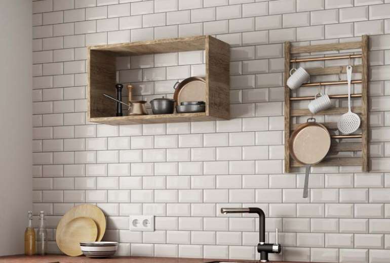 Metro White Gloss 10x20