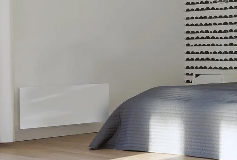 IR panel Europe 700 beli Wi-Fi