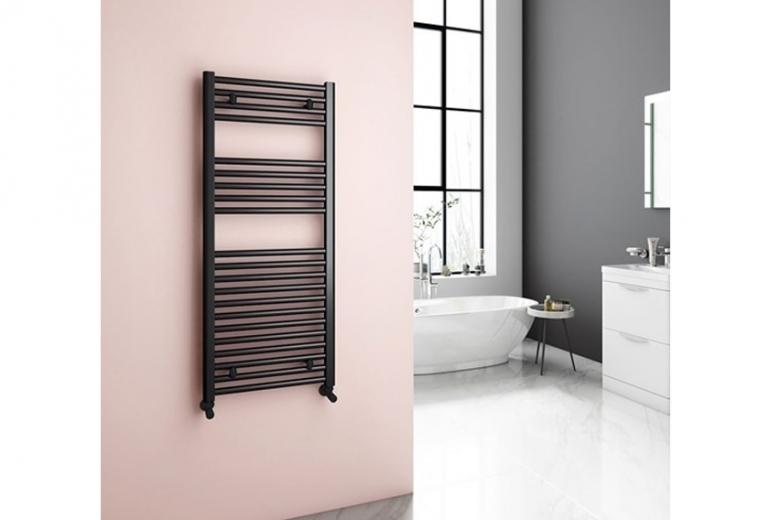 Radiator Standard ravni 50x131 črni sijaj