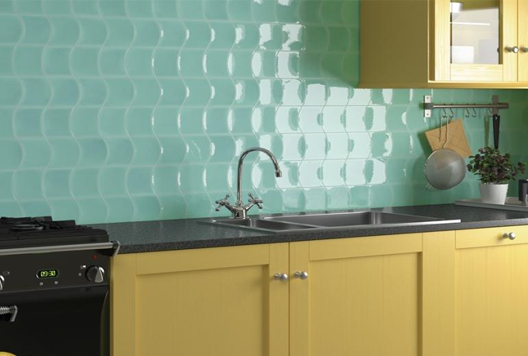 Wave Mint Gloss 12x12 
