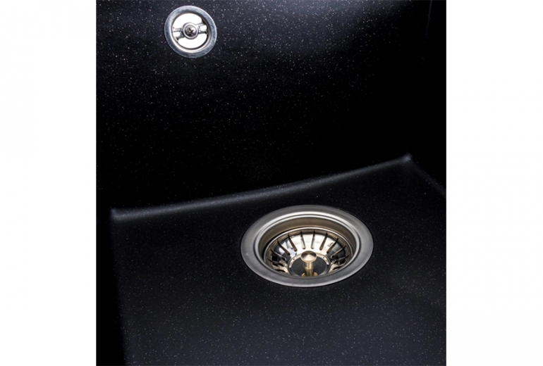 Sokil 41 black s sifonom